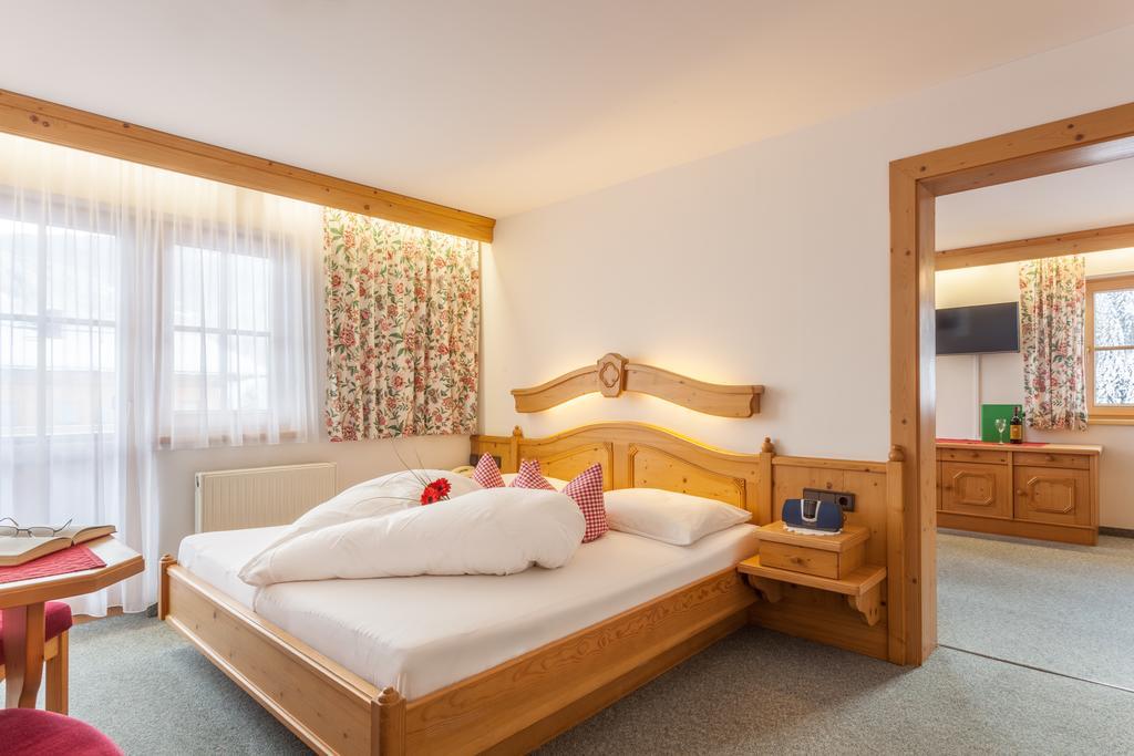Hotel Garni Hanslerhof " Urlaub Am Bauernhof " Gerlos Bagian luar foto