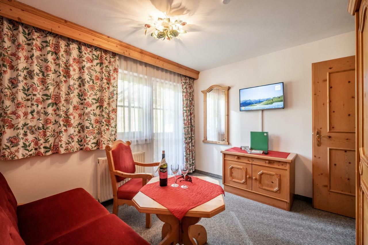 Hotel Garni Hanslerhof " Urlaub Am Bauernhof " Gerlos Bagian luar foto
