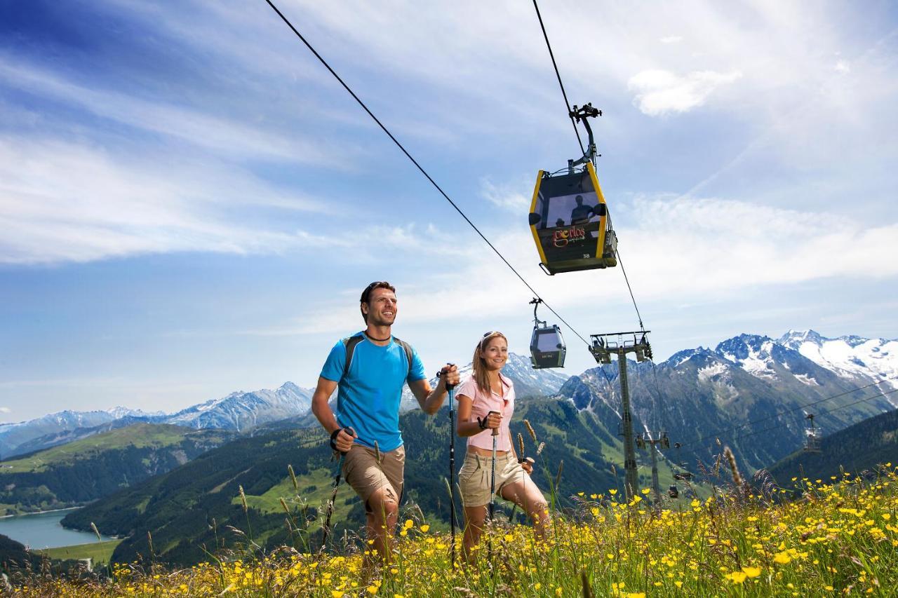 Hotel Garni Hanslerhof " Urlaub Am Bauernhof " Gerlos Bagian luar foto